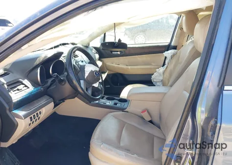 2016 Subaru Outback 3.6R Limited из США, поврежденный, VIN 4S4BSENC1G3281782